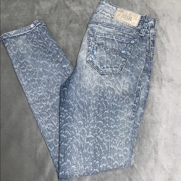 Diesel - Picture 3 of 7